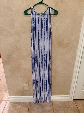 Sleeveless Blue and White mesh Tie-Dye Maxi Dress/swimsuit cover up